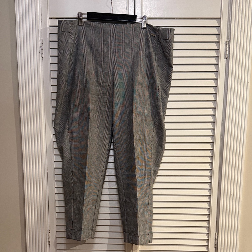 Plaid ankle pants